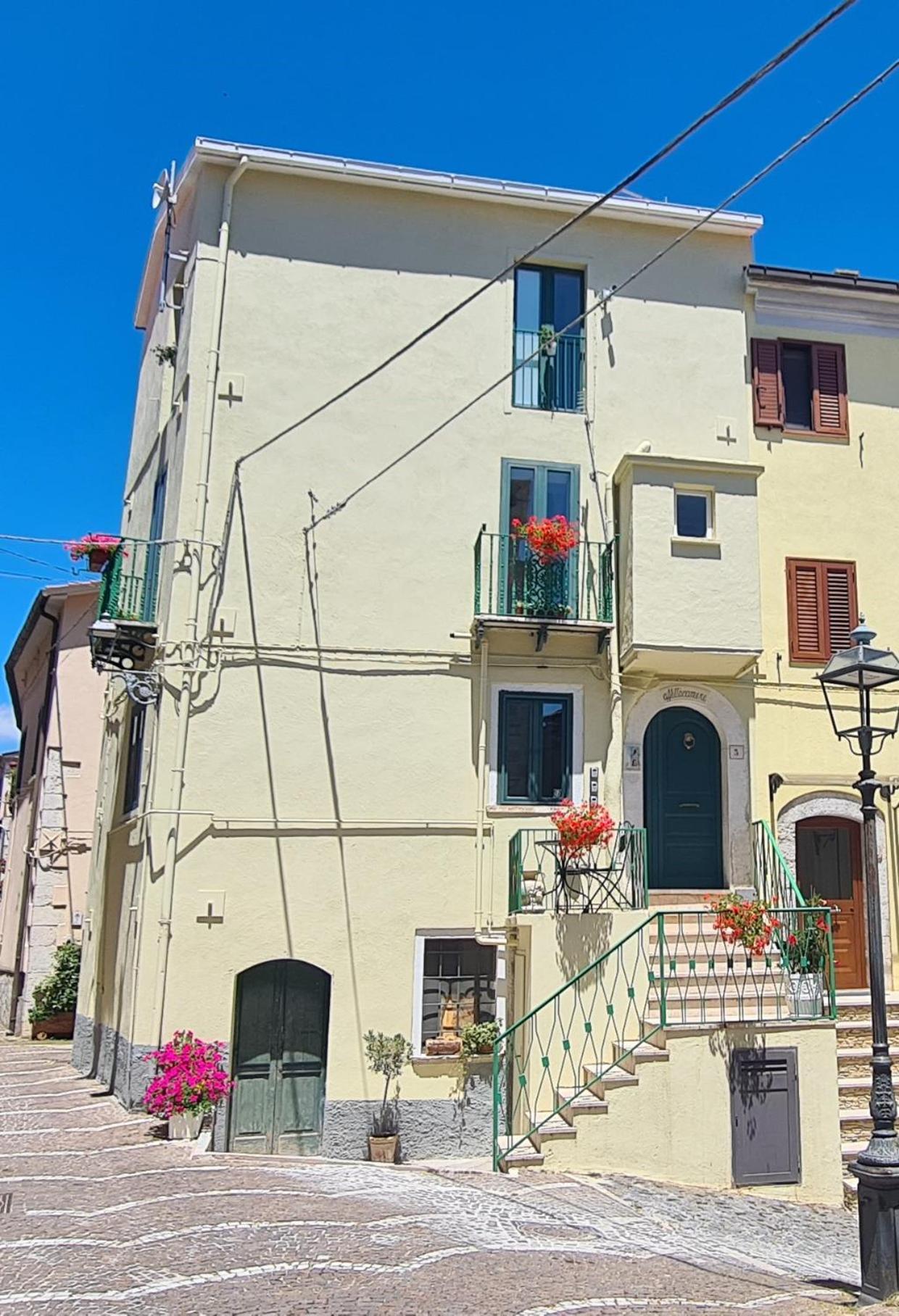 Il Campanile Hotel Santa Maria del Molise Eksteriør billede